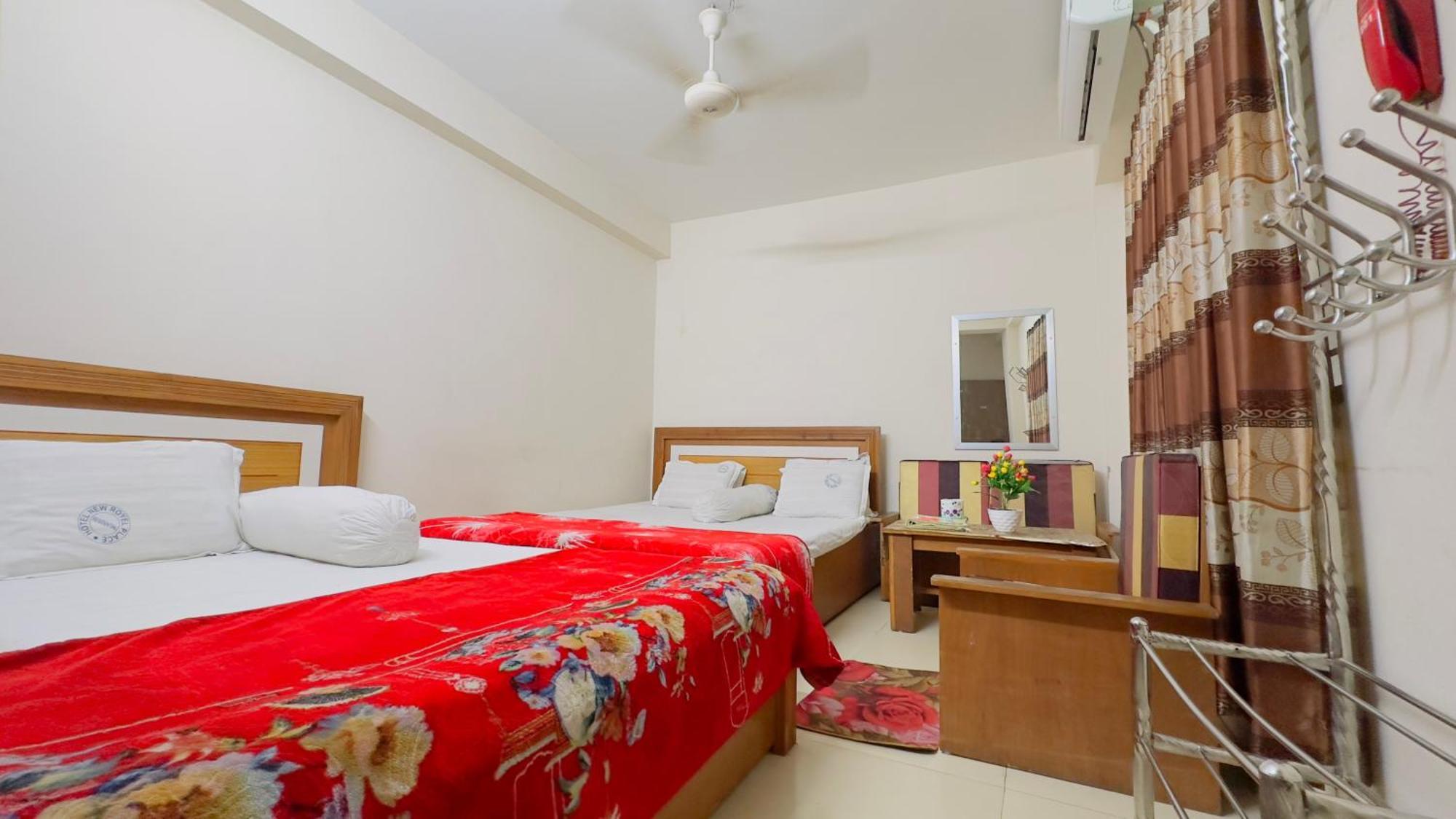 Hotel New Royal Palace Dhanmondi Dakka Kültér fotó